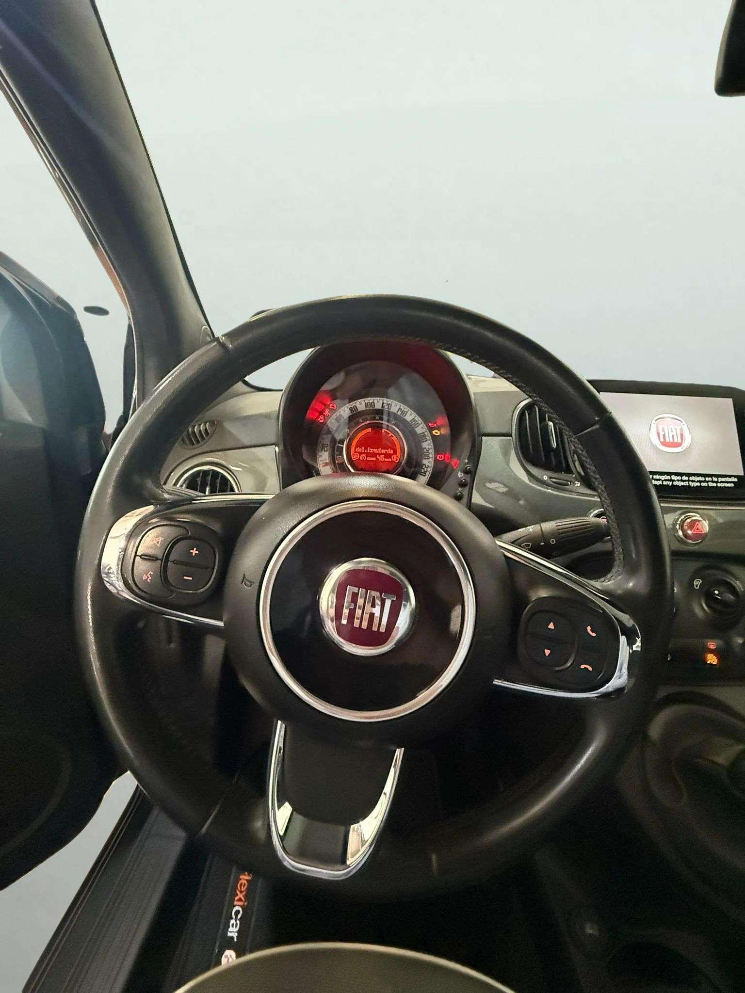 https://cdn-flexicar.caraffinity.it/public_appraisal_images_pro/images/stock/256864/VoGsyaFOxB__2_15_Interior_WhatsApp Image 2026-05-26 at 18.29.55 (1).jpg